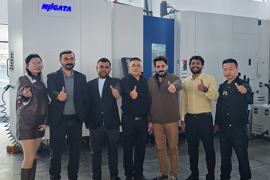 Group photo with guests