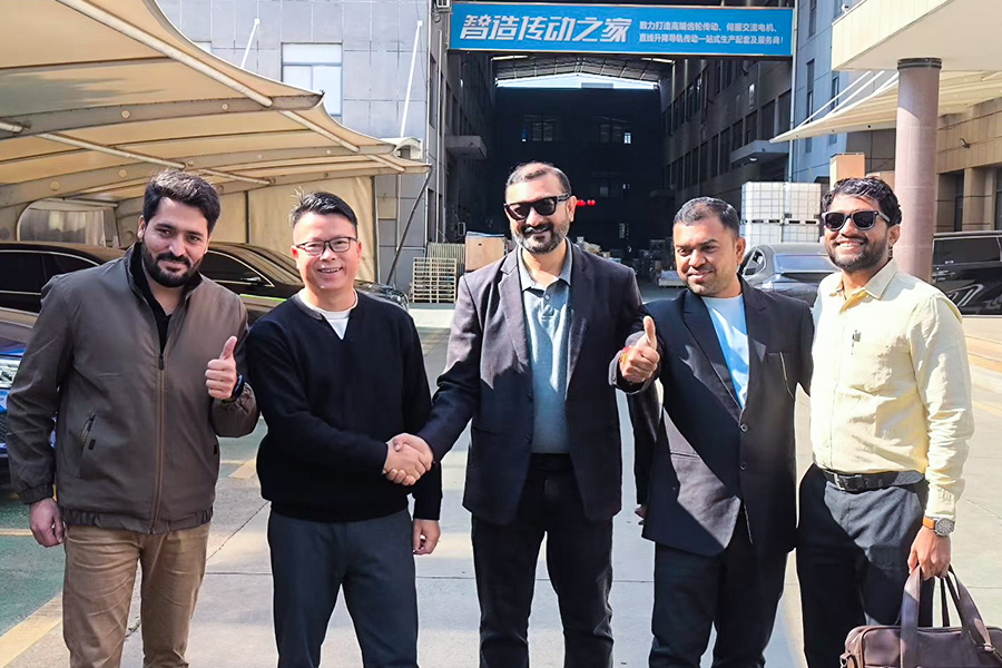 Group photo with guests