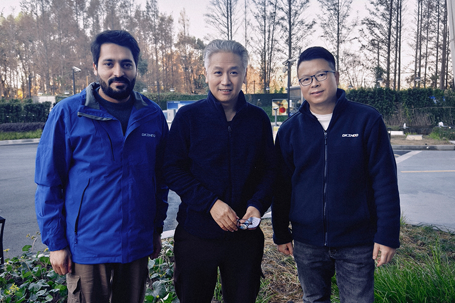 Group photo with guests